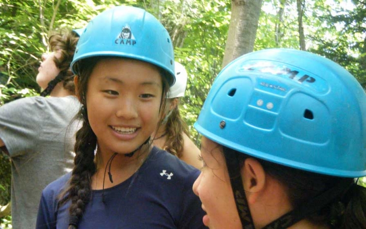 rock climbing camp for girls